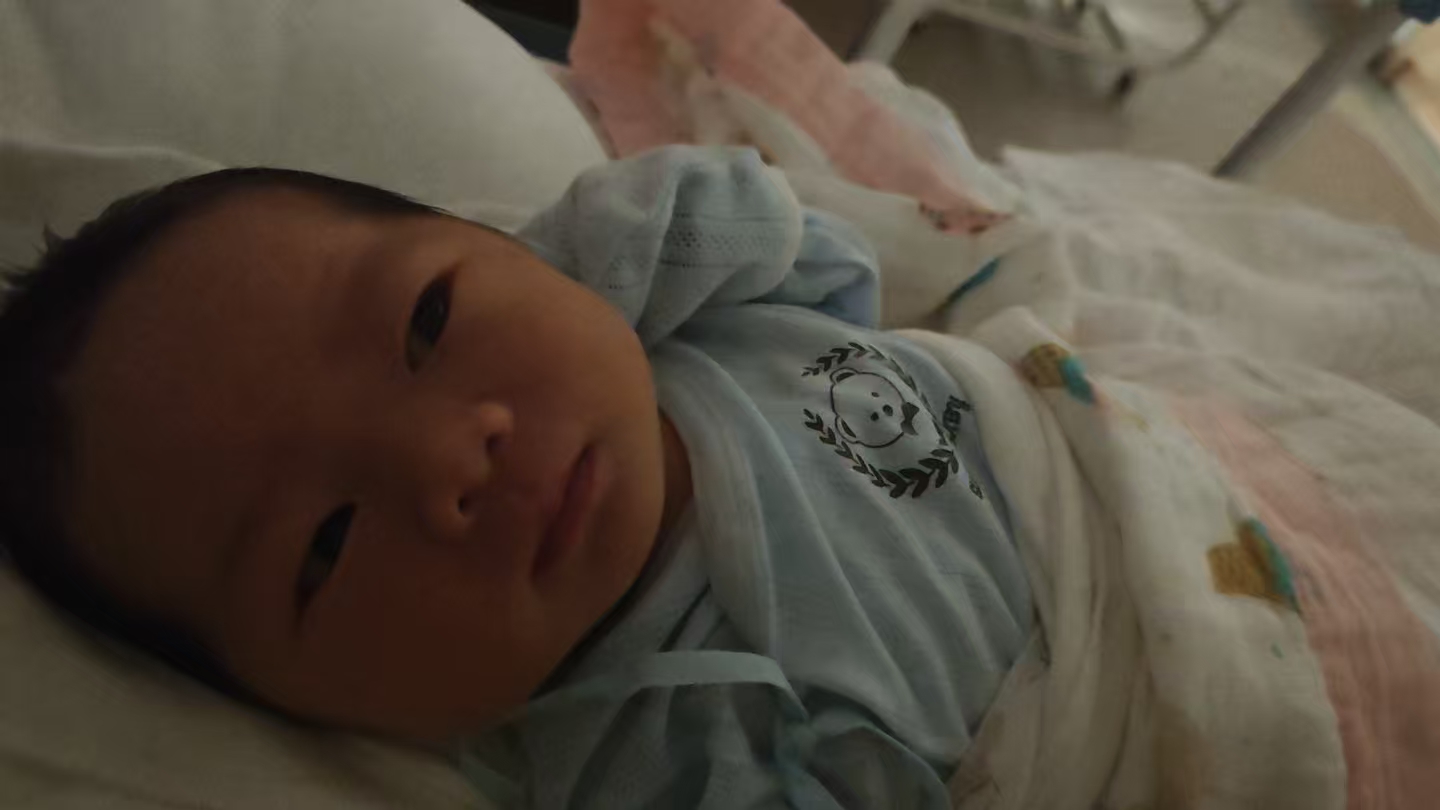 二胎喂母乳疼到崩溃，姐妹们有什么缓解方法吗？