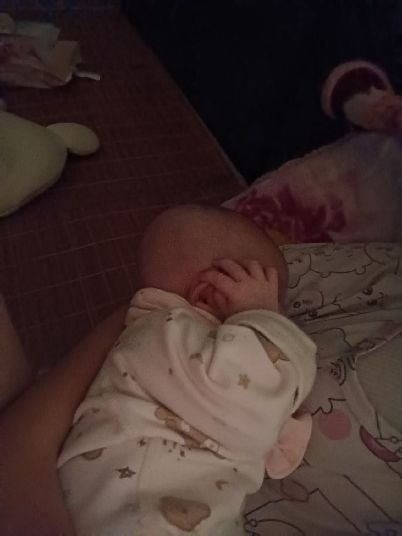 深夜带娃的崩溃瞬间