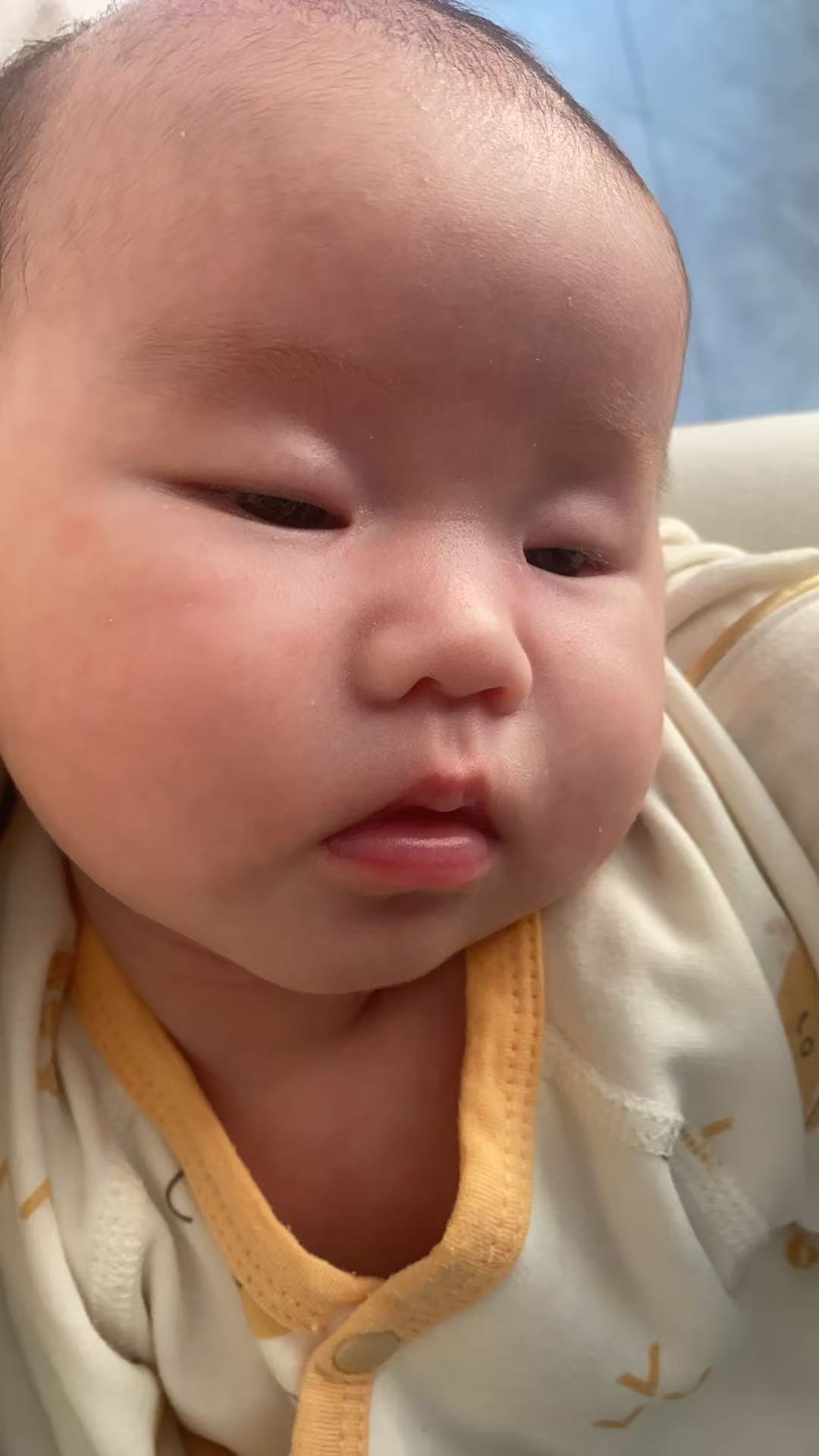 宝宝认母的小惊喜与烦恼