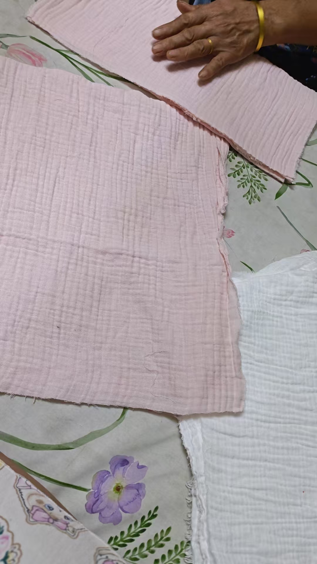 孕期情绪波动与家庭关系处理