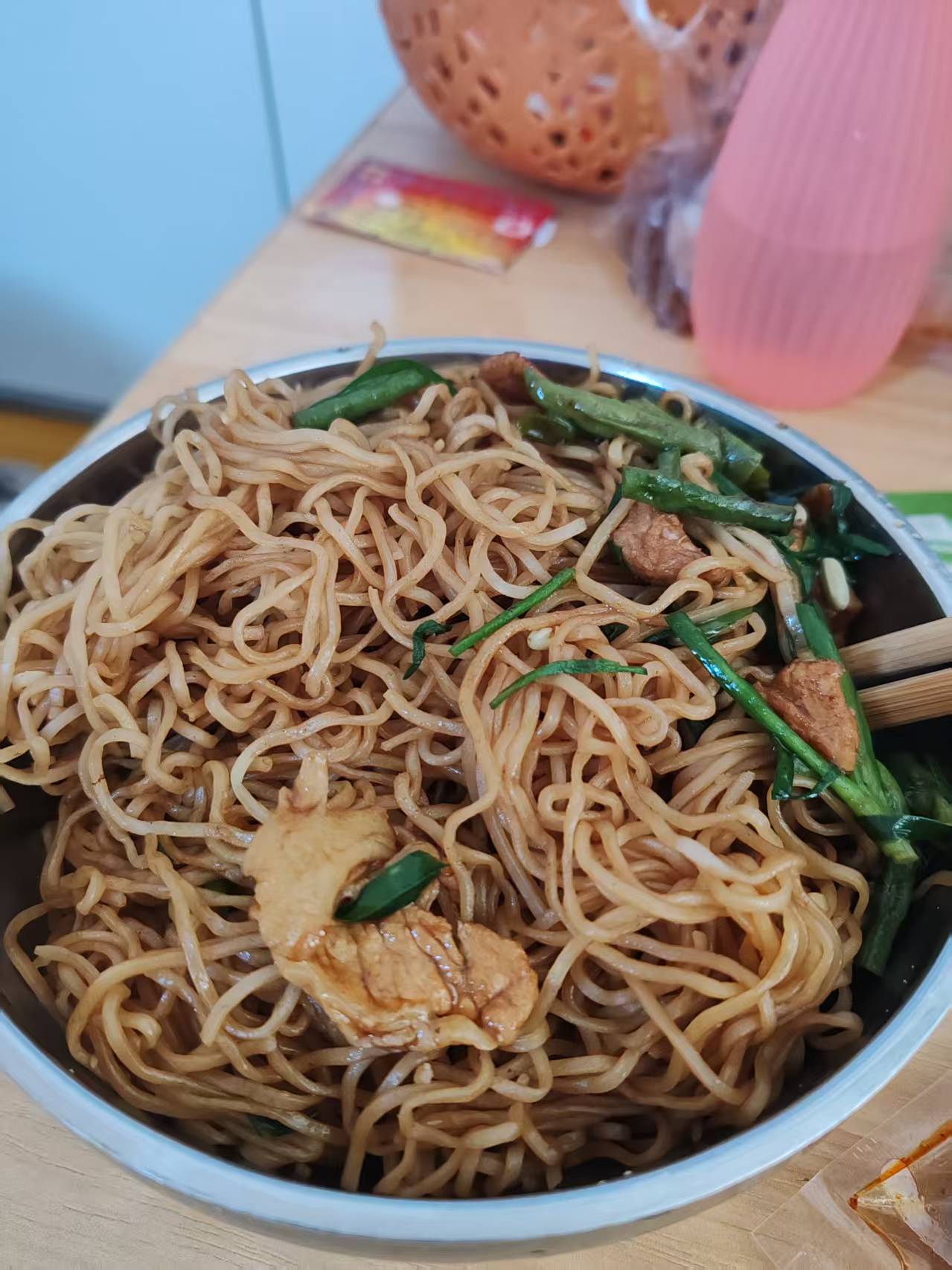 母乳喂养的甜蜜负担