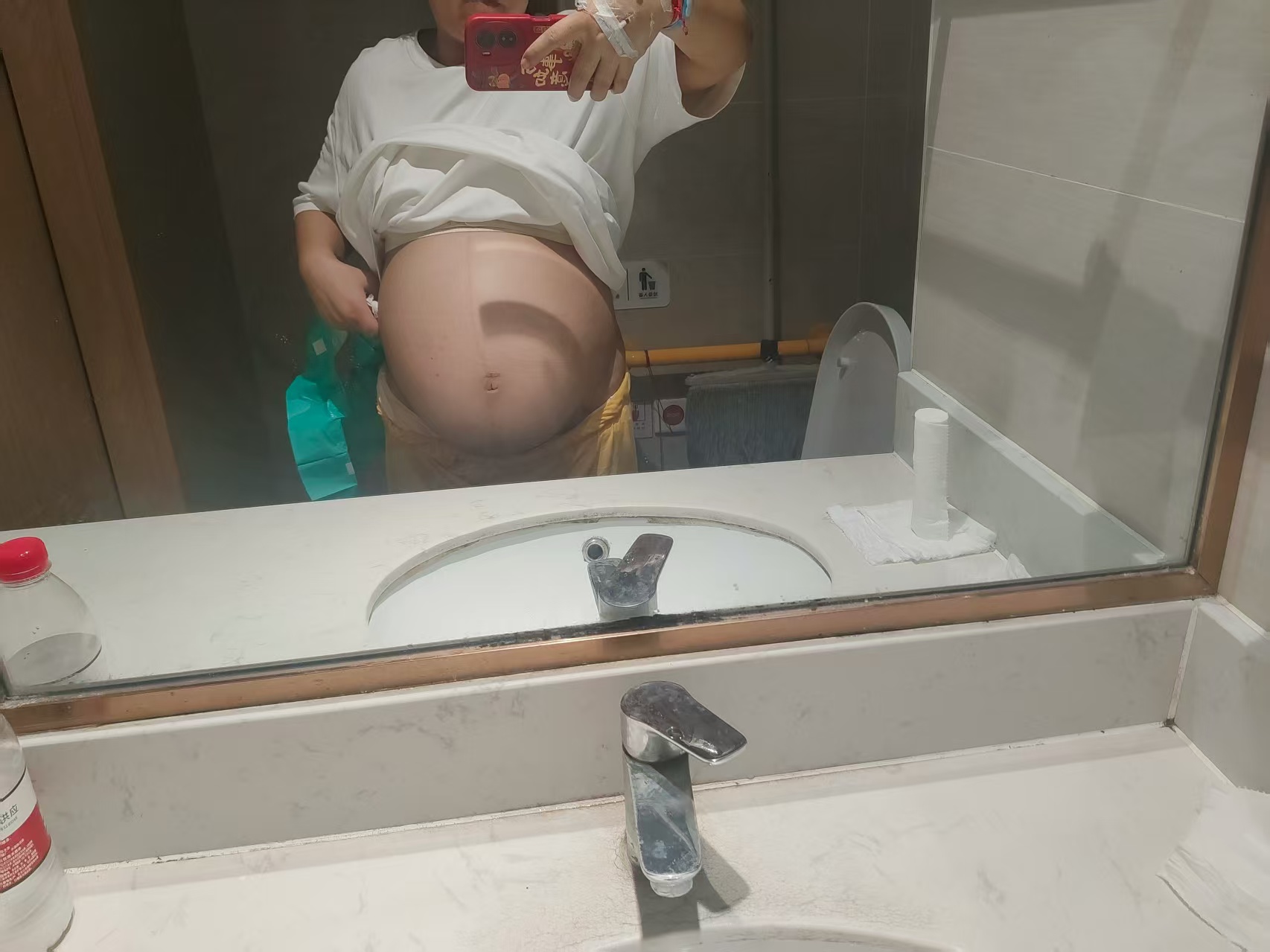 孕晚期宫缩频繁，好担心宝宝提前报到