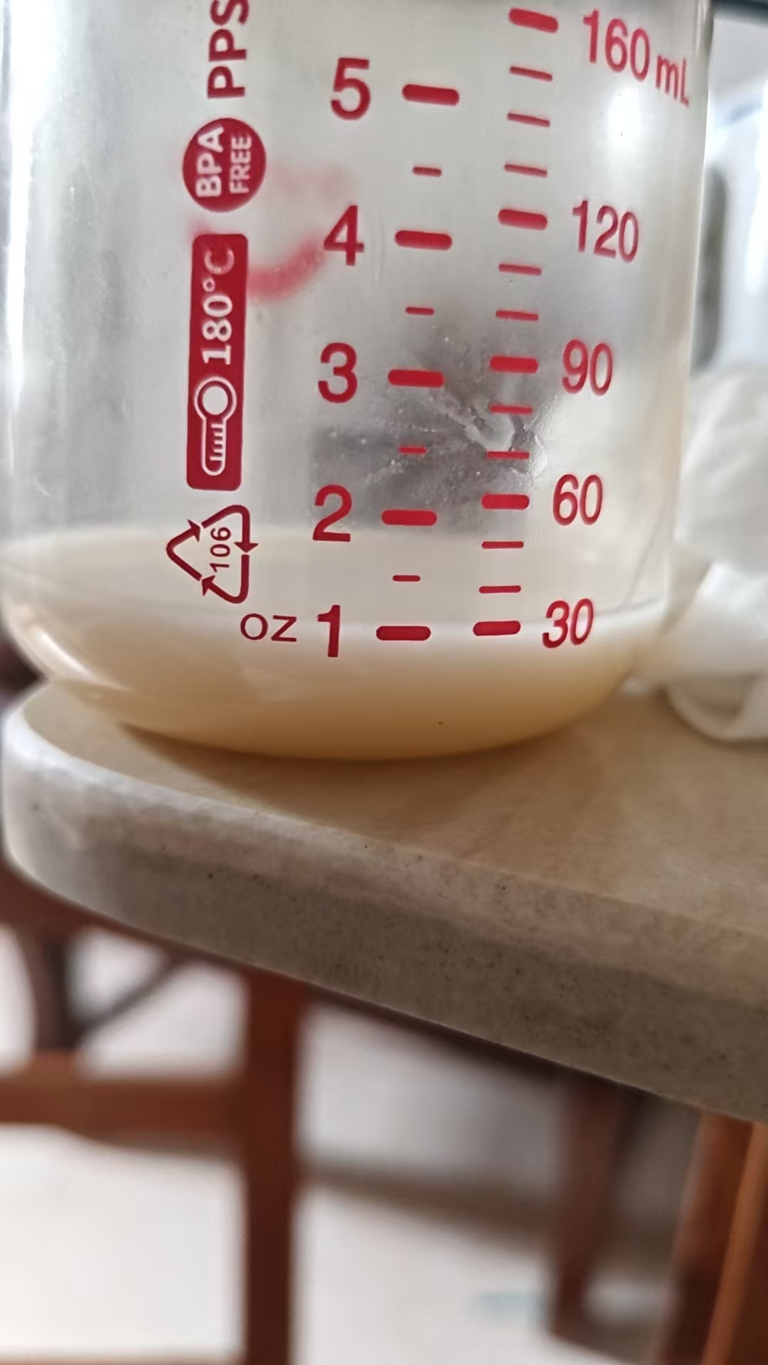 母乳喂养的艰辛与坚持