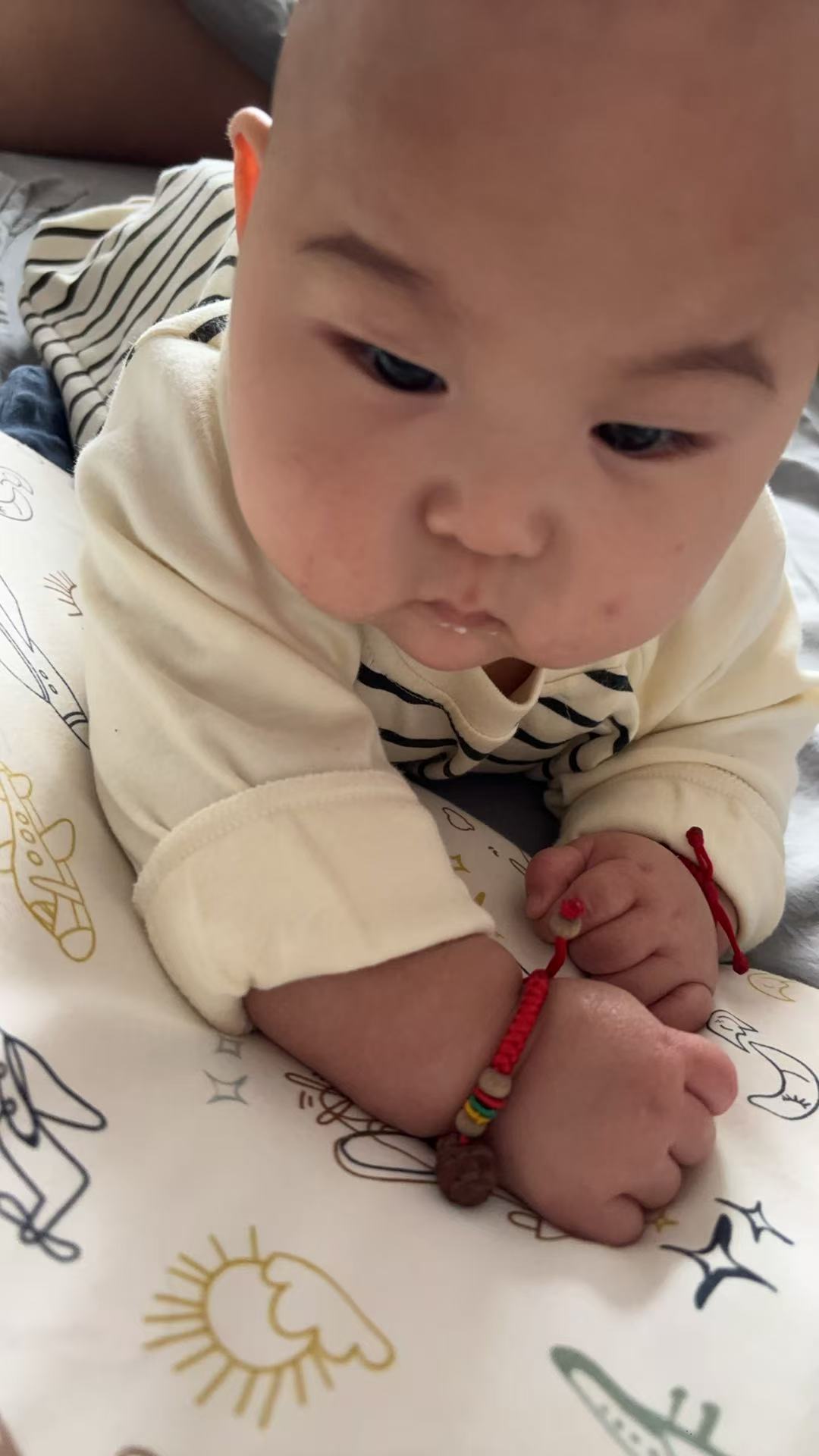 宝宝长牙的习俗探讨