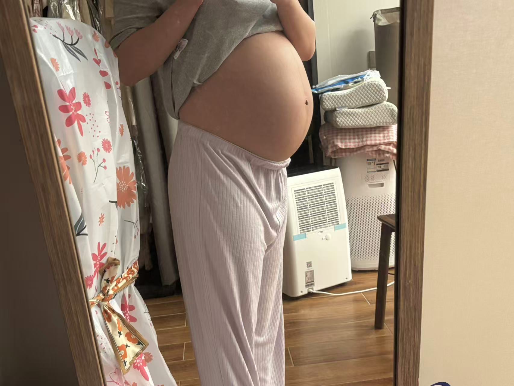 孕期肚子大小与宝宝健康的关系