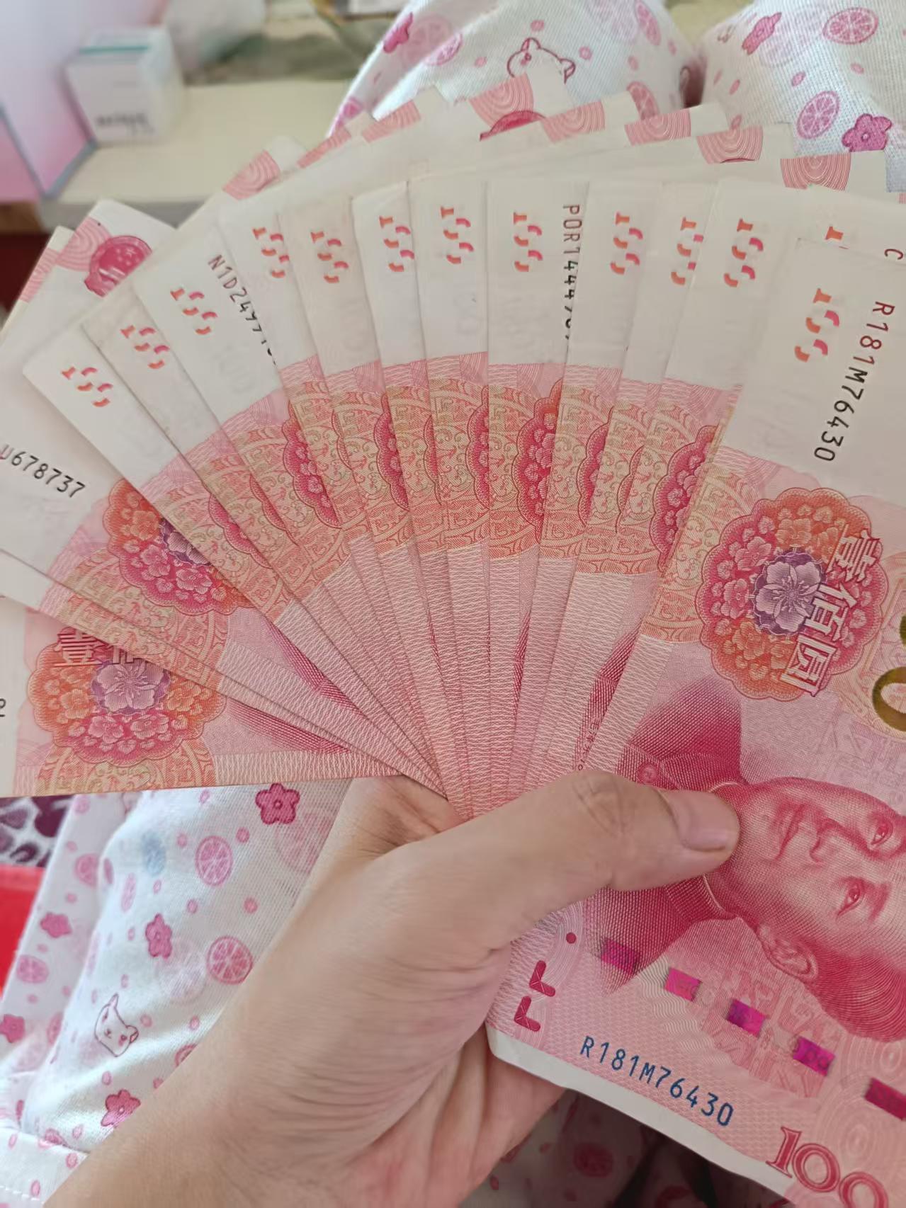 双胞胎宝宝的日常护理心得