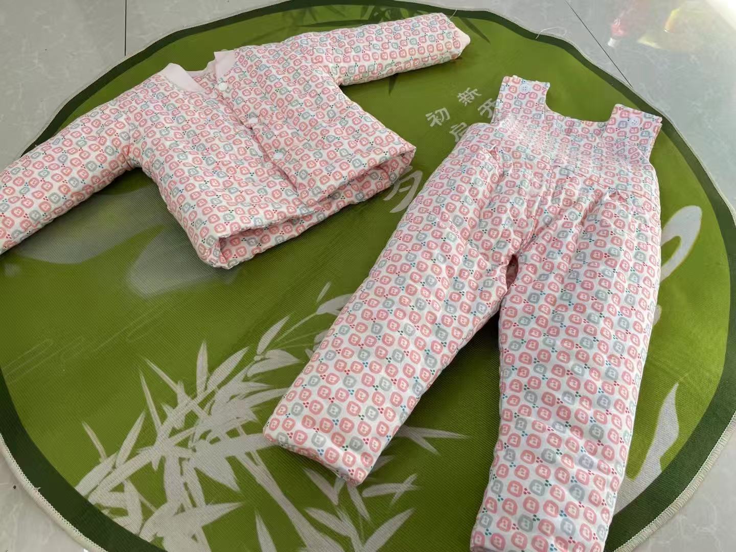 孕期手工活：自制棉袄的温暖时光