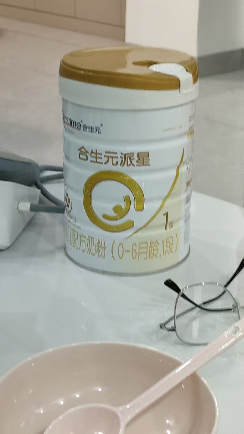 新手妈妈的烦恼:宝宝总是吐奶怎么办?