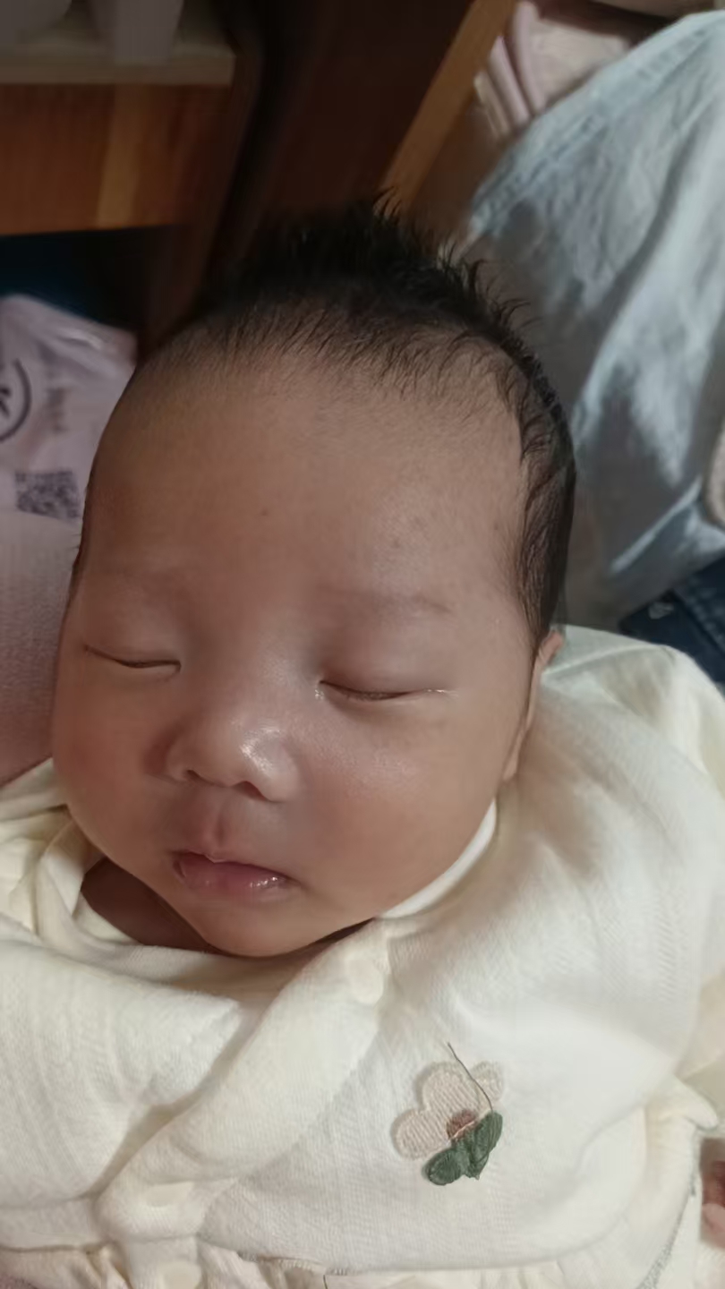 孕晚期胎动频繁，宝宝太调皮怎么办？