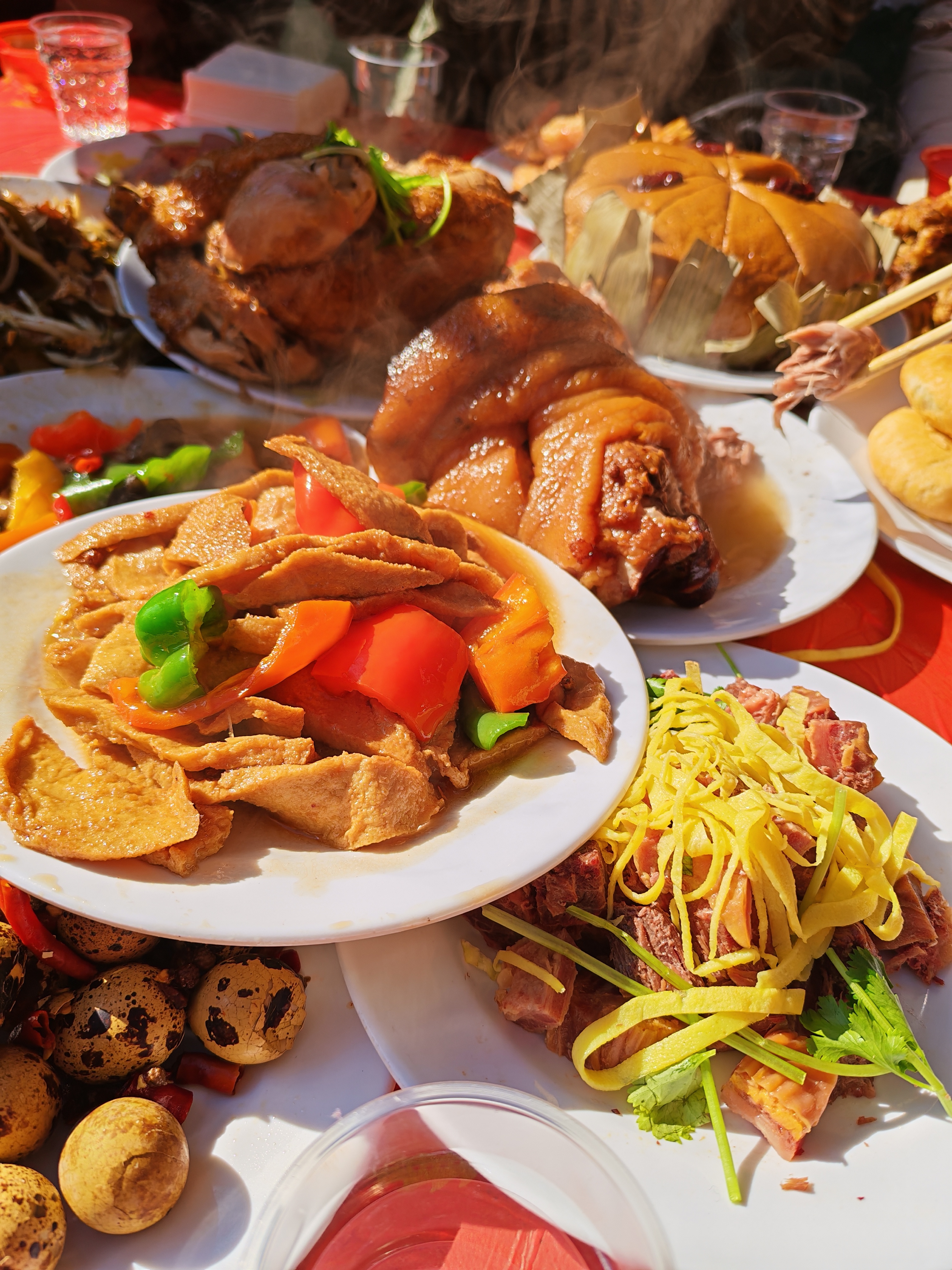 农村包桌酒席的实惠与新鲜