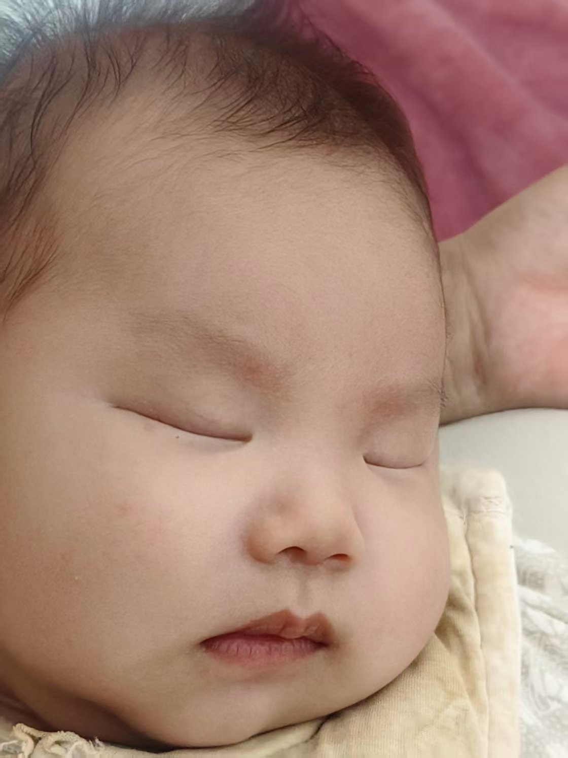 母乳喂养的困扰与坚持