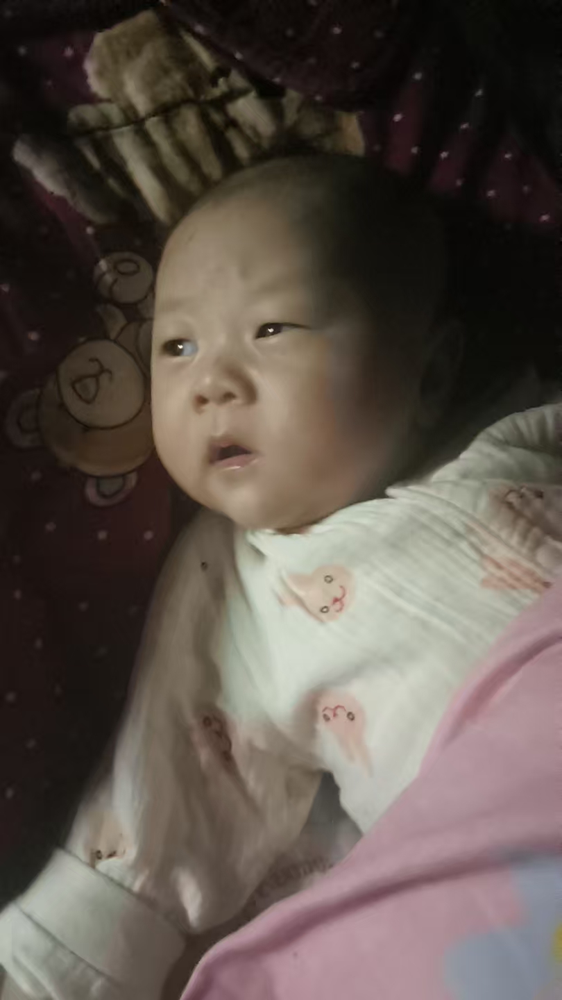 宝宝三个月了,睡眠问题让我头疼